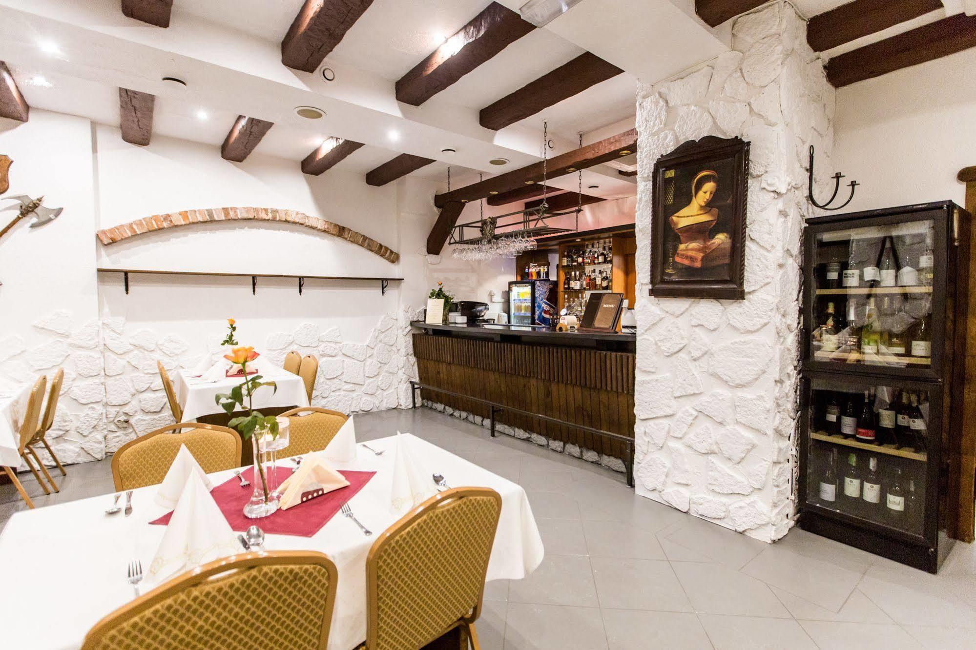 Hotel Rycerski Szczecin Luaran gambar