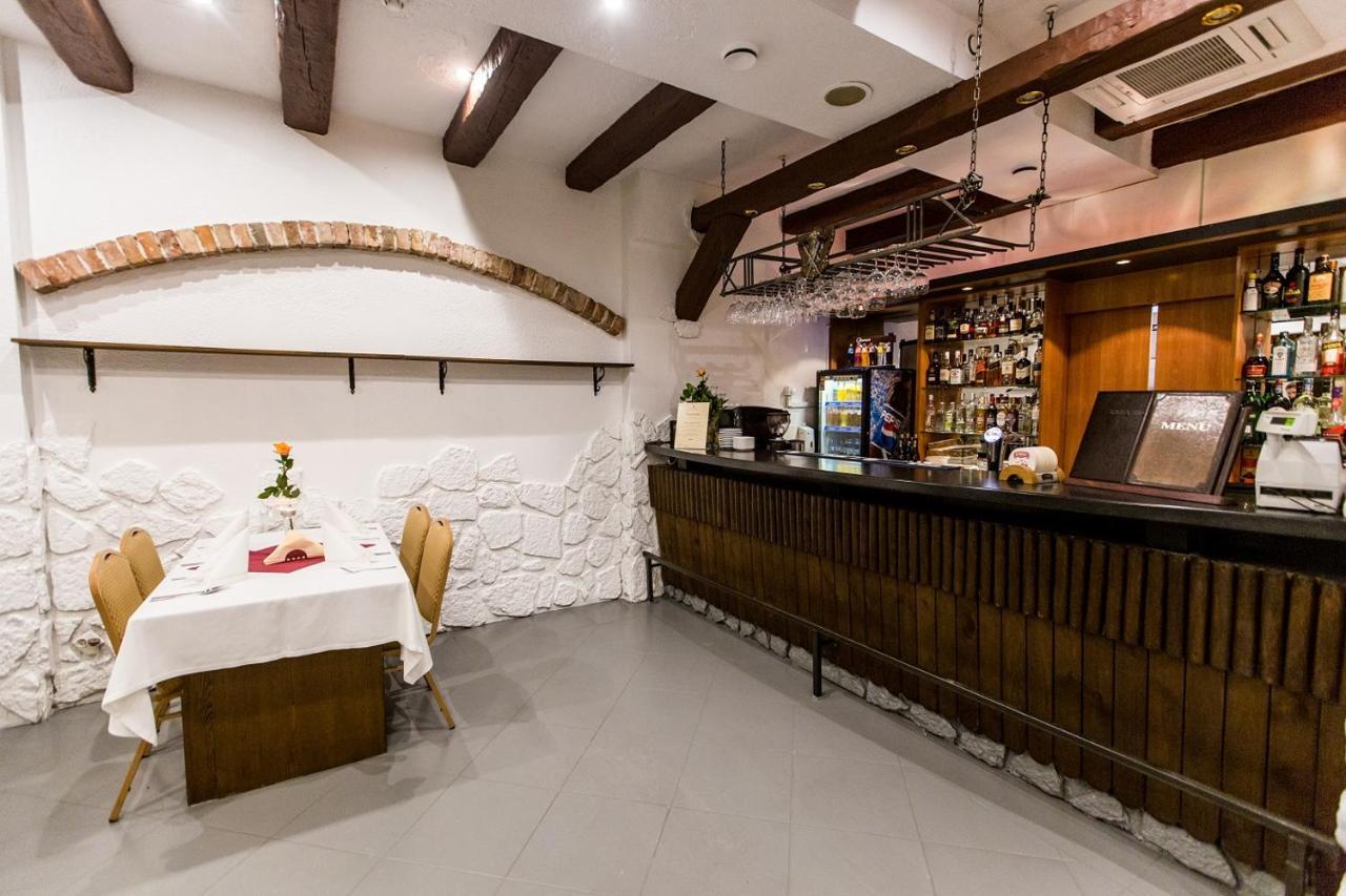Hotel Rycerski Szczecin Luaran gambar